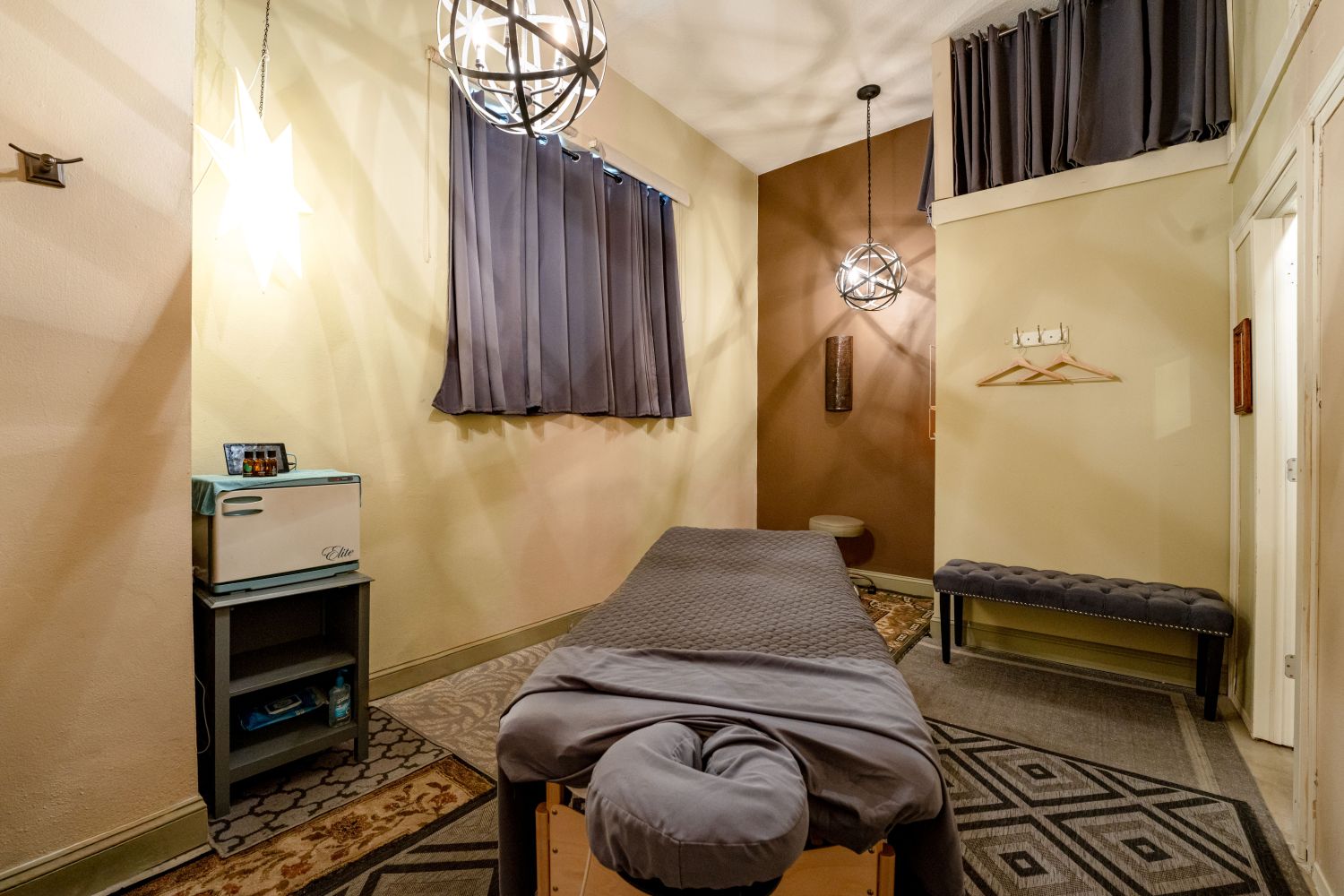 Massage & Body at Knick Salon and Spa Milwaukee